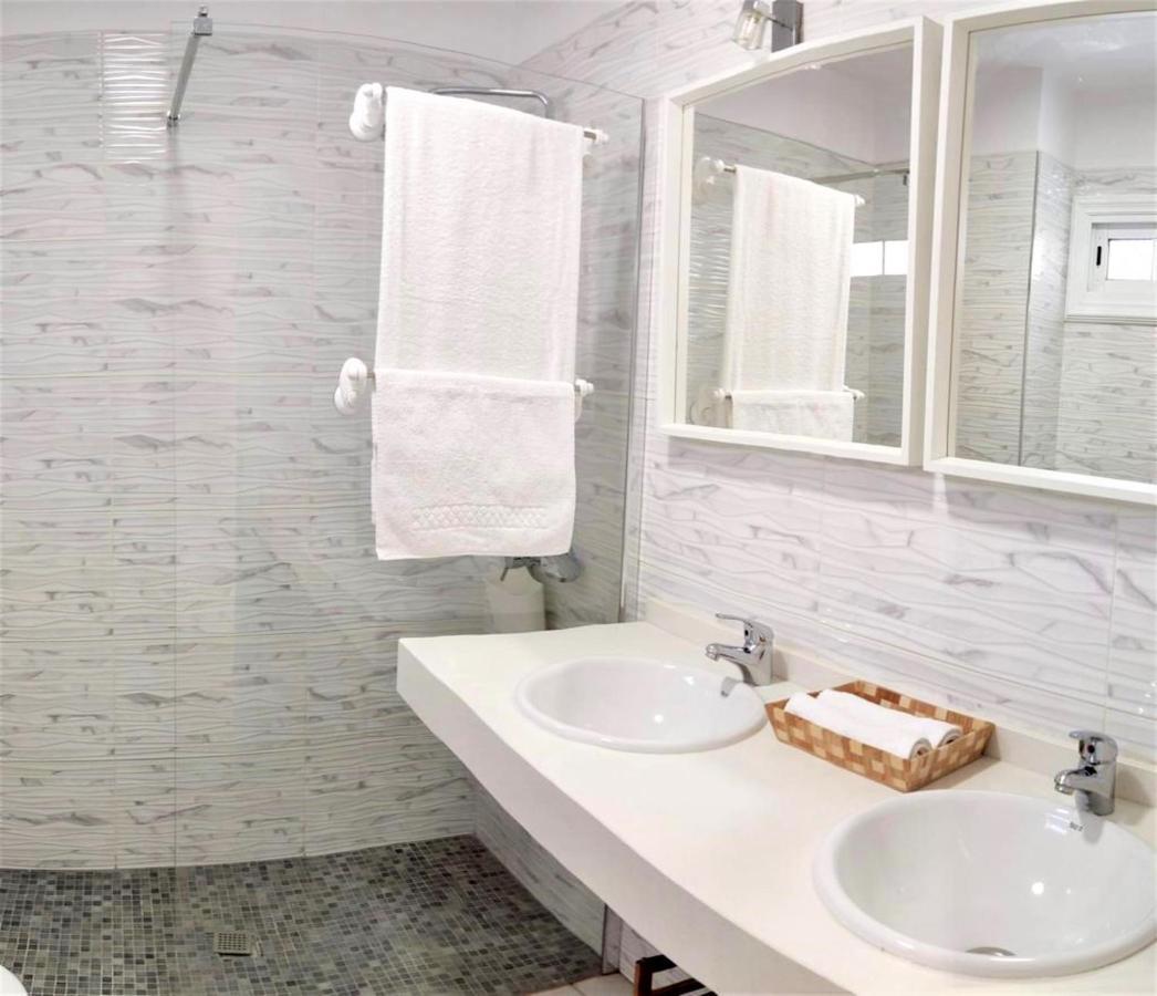 Апартаменты Gold Sand, Huge Terrace, Fast Wi-Fi, Sat Tv Сан Мигель Экстерьер фото